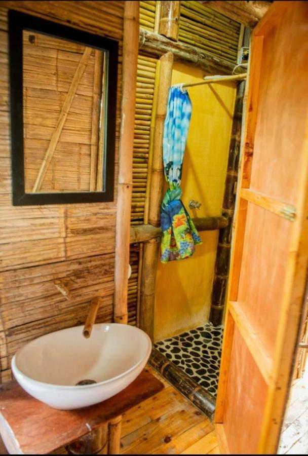 Hotel Guatape Adrianas Bambu Exteriör bild
