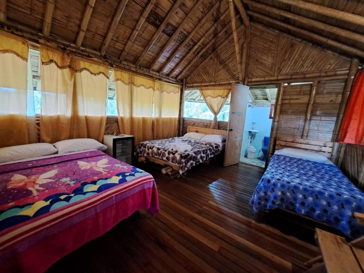 Hotel Guatape Adrianas Bambu Exteriör bild