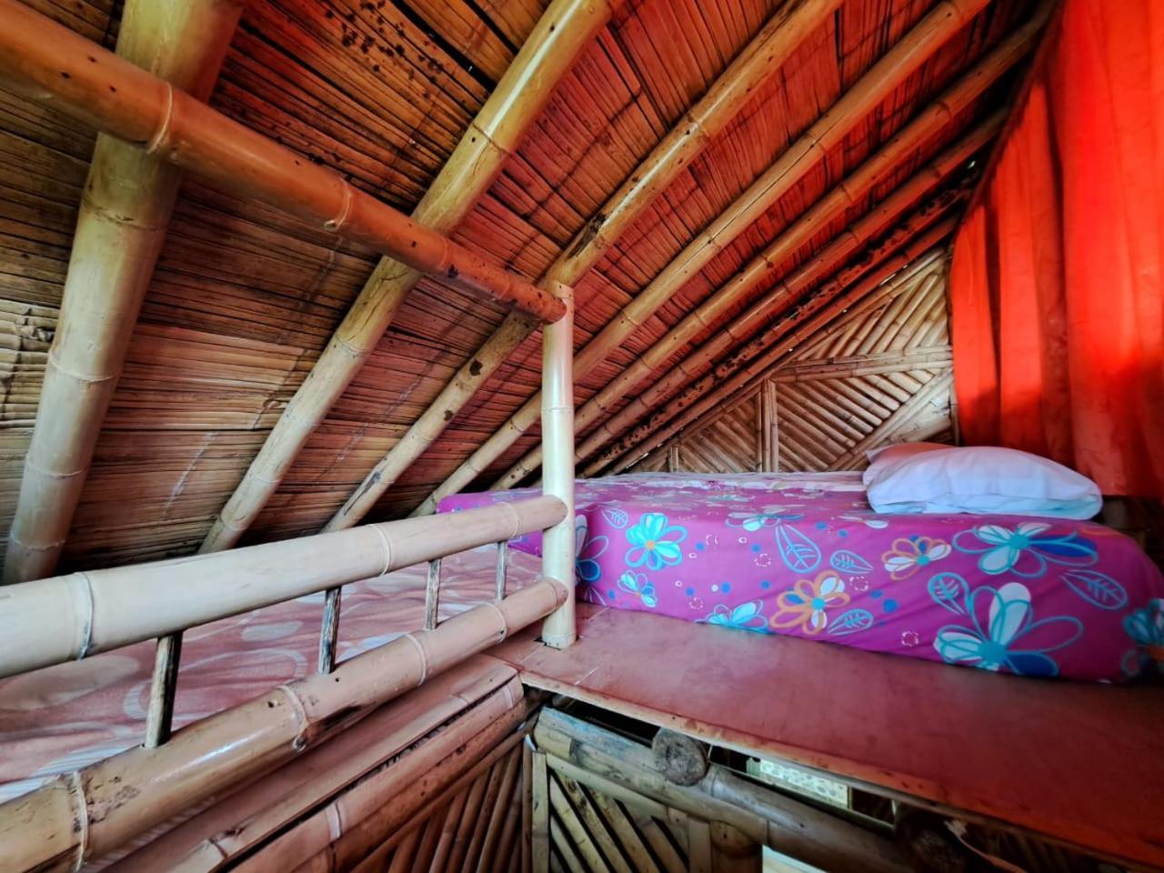 Hotel Guatape Adrianas Bambu Exteriör bild