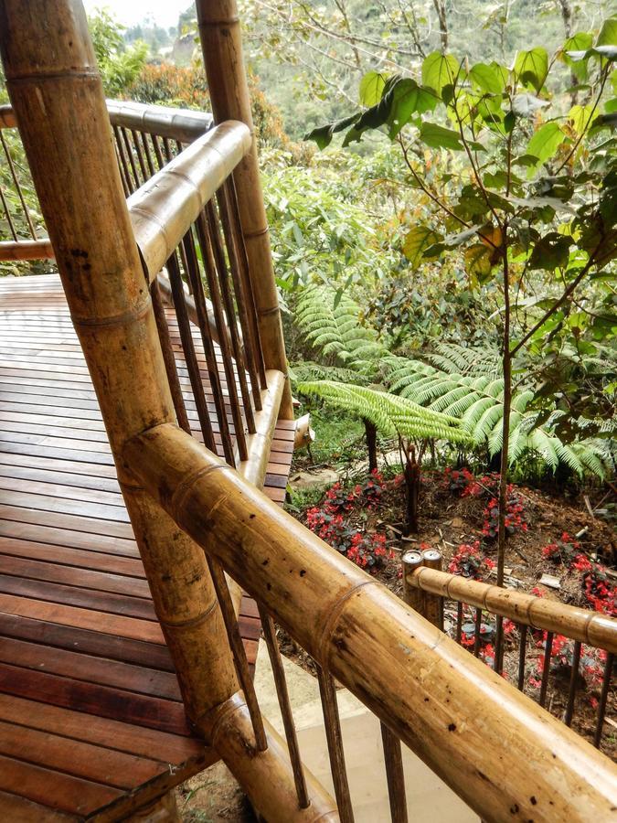 Hotel Guatape Adrianas Bambu Exteriör bild
