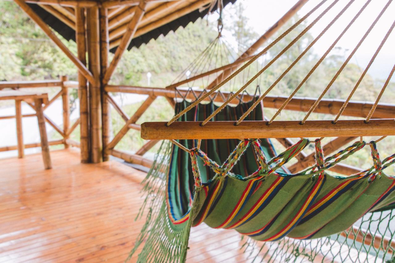 Hotel Guatape Adrianas Bambu Exteriör bild